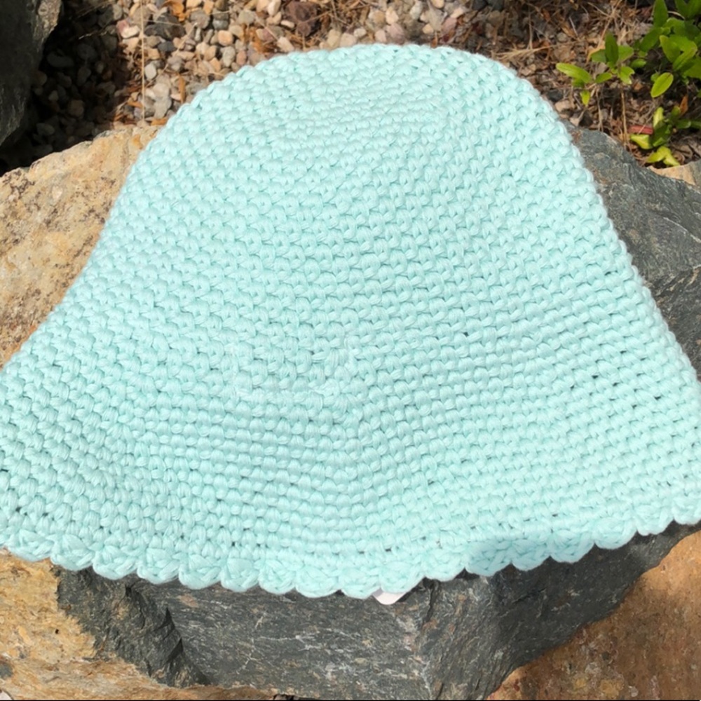 Free People☀️Pixie Knit Bucket Hat☀️ - Picture 6 of 9